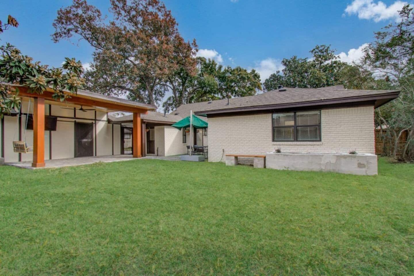 Western Oaks Retreat Houston Eksteriør billede